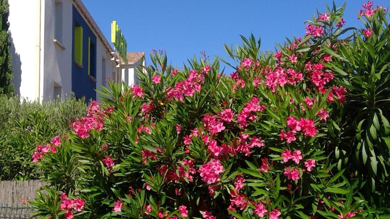 B&B Hotel Toulon Олиул Екстериор снимка